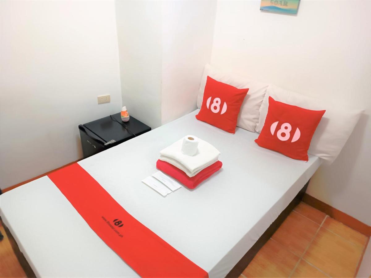 8Hostel Manila Ngoại thất bức ảnh