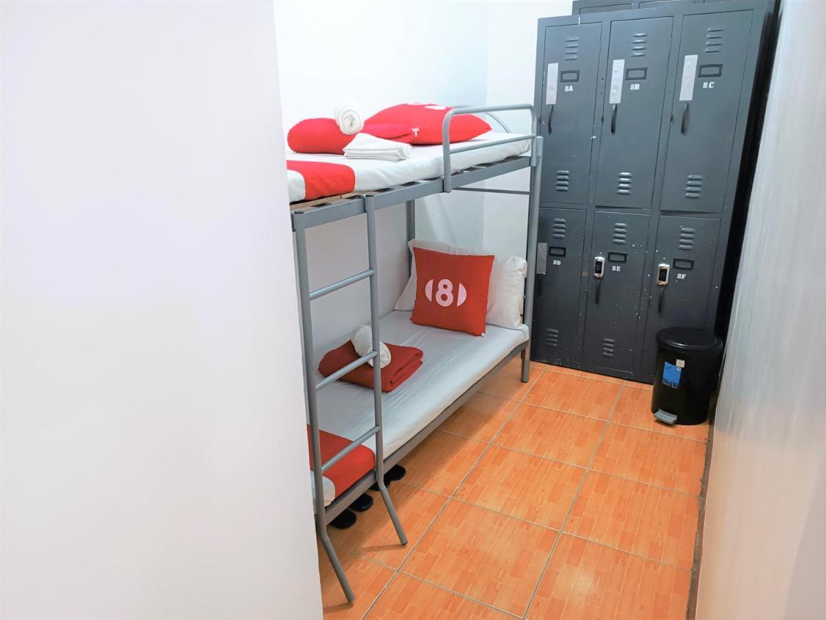 8Hostel Manila Ngoại thất bức ảnh