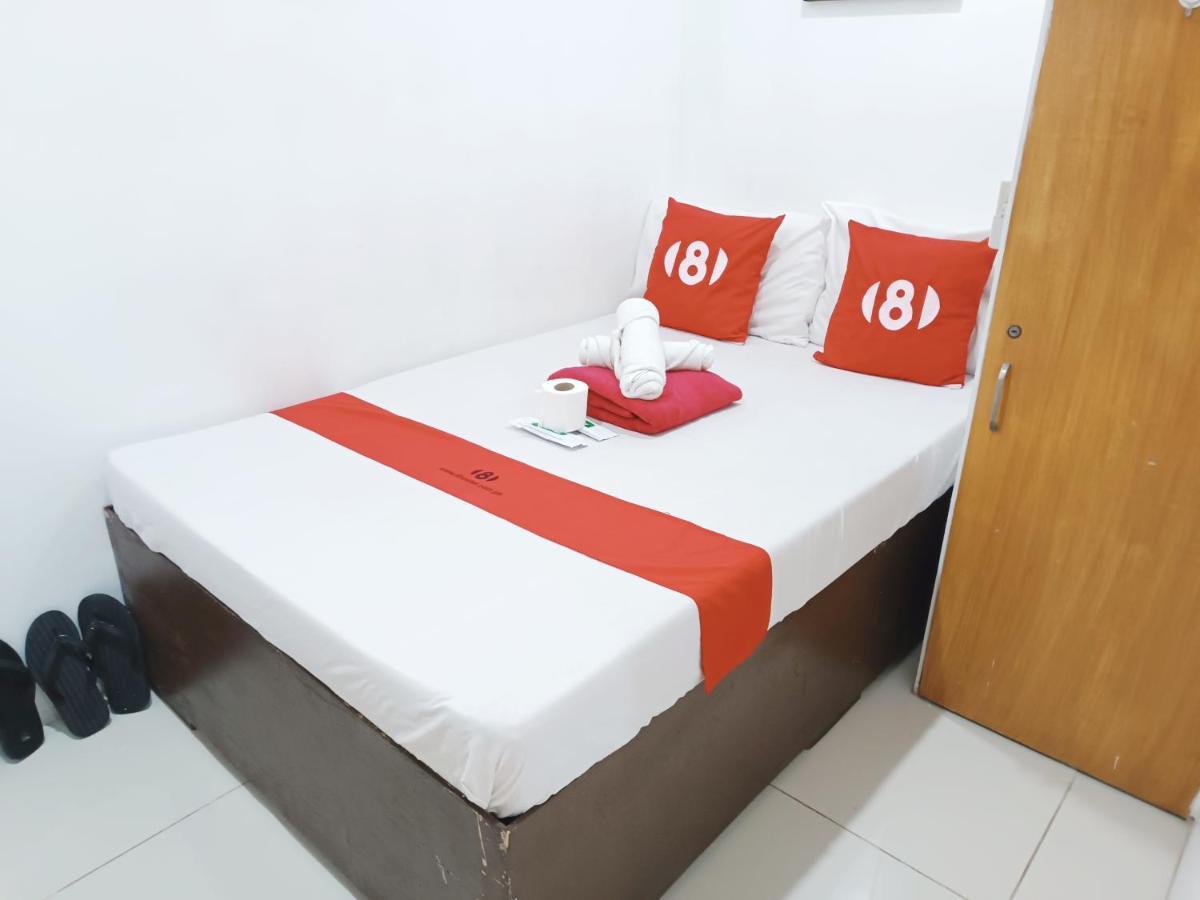 8Hostel Manila Ngoại thất bức ảnh