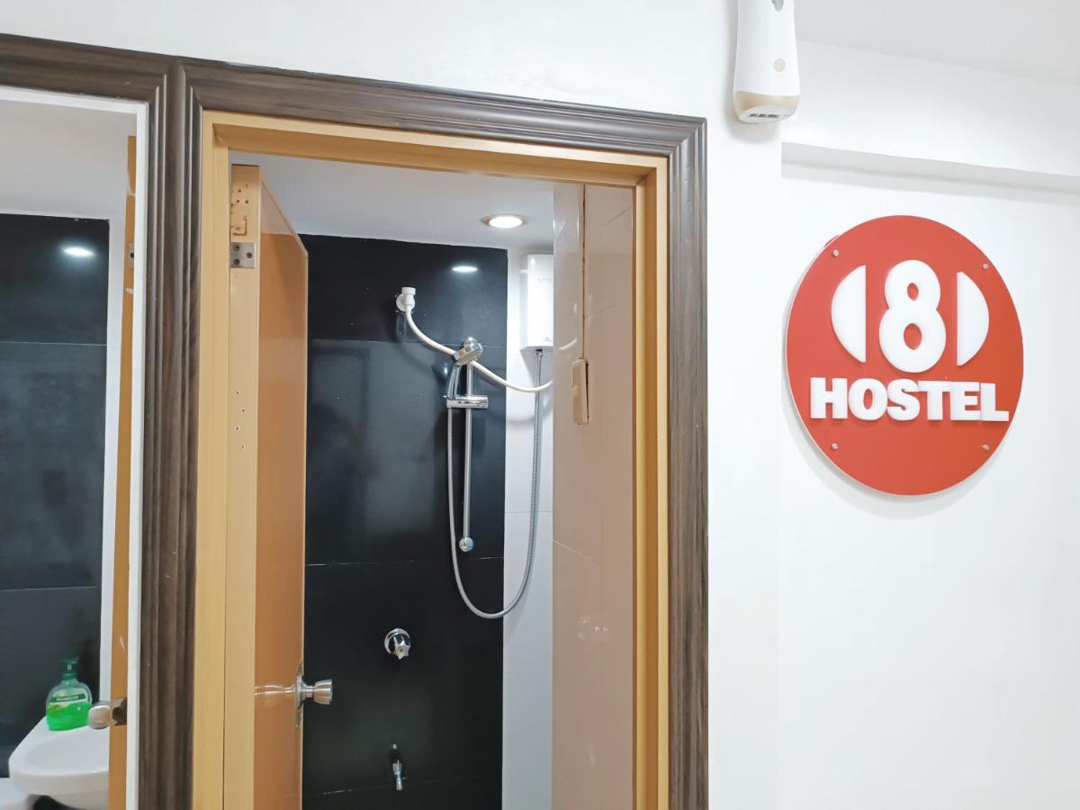 8Hostel Manila Ngoại thất bức ảnh