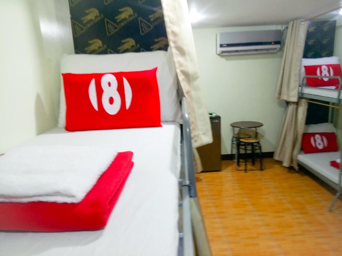 8Hostel Manila Ngoại thất bức ảnh